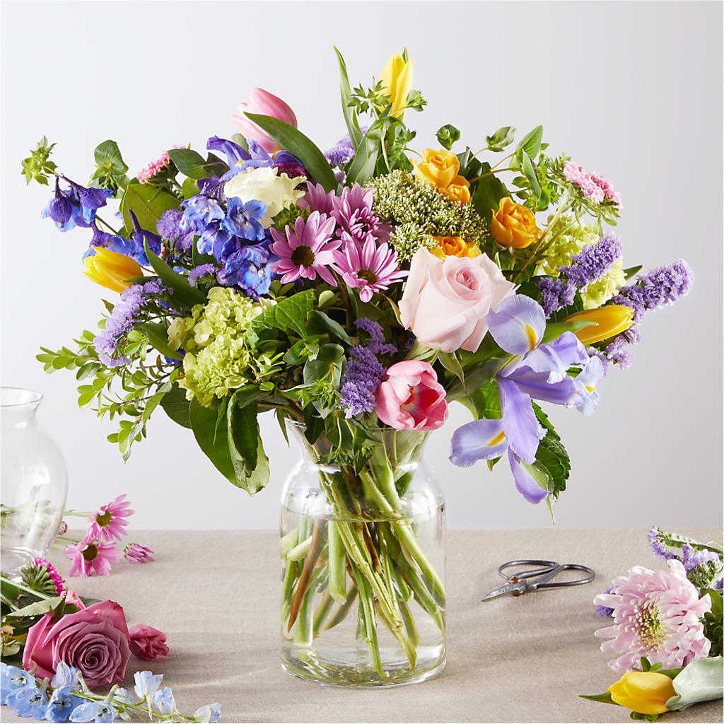 Pastel Tradition - A Florist Original – Blossoms In Studio Of Flowers, Forest MS