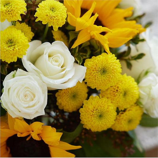 Luminous Morning Bouquet – Blossoms In Studio Of Flowers, Forest MS
