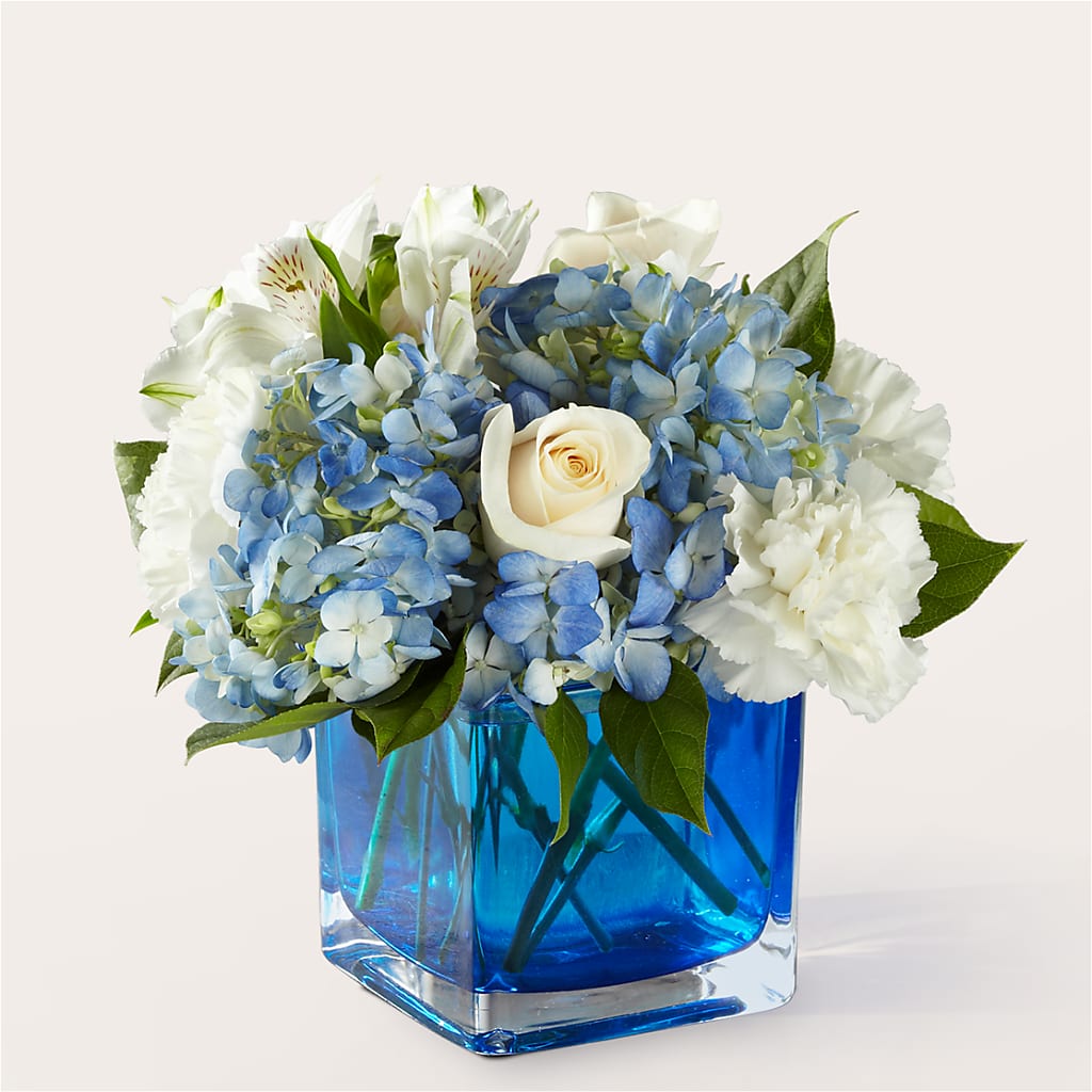 Soothing Waters Bouquet – Blossoms In Studio Of Flowers, Forest MS