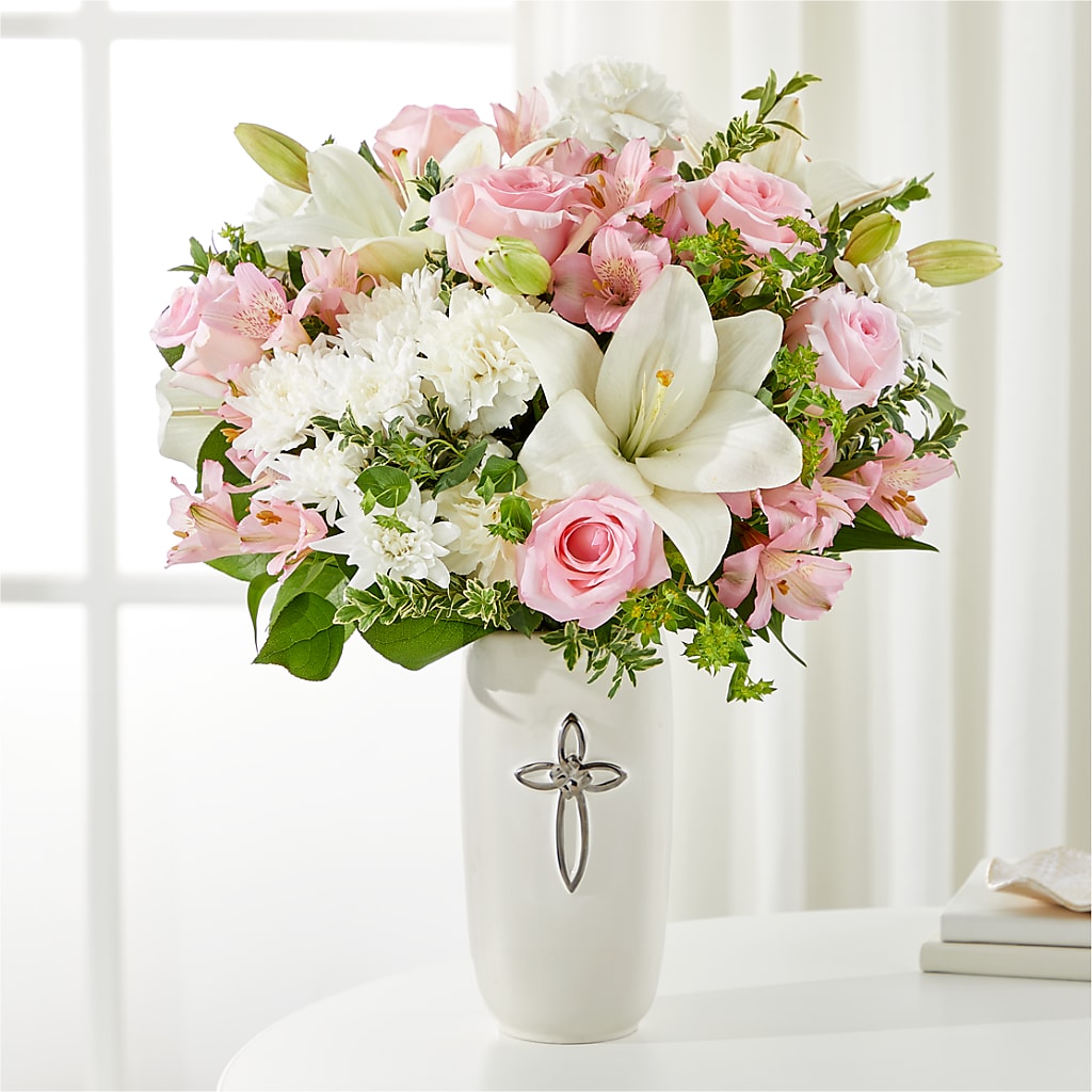 Kindly Devoted Bouquet – Blossoms In Studio Of Flowers, Forest MS