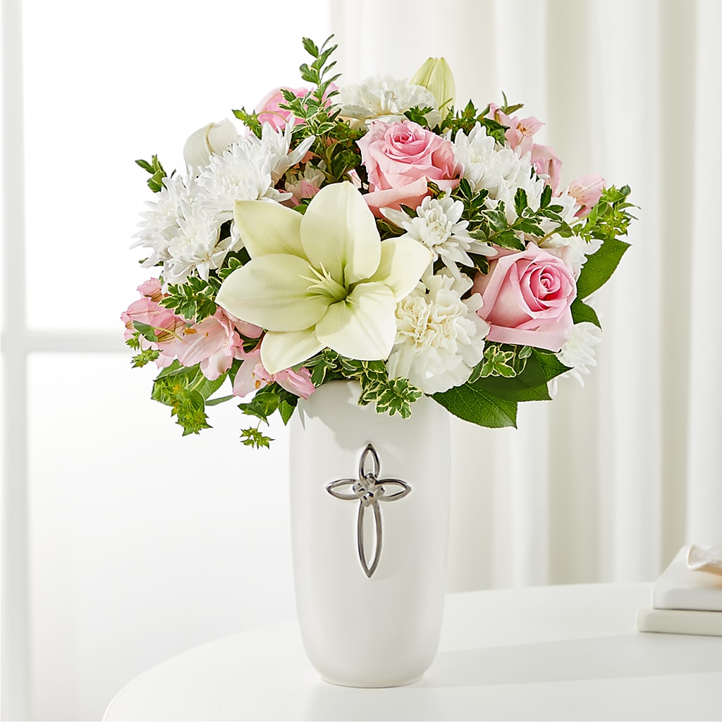 Kindly Devoted Bouquet – Blossoms In Studio Of Flowers, Forest MS