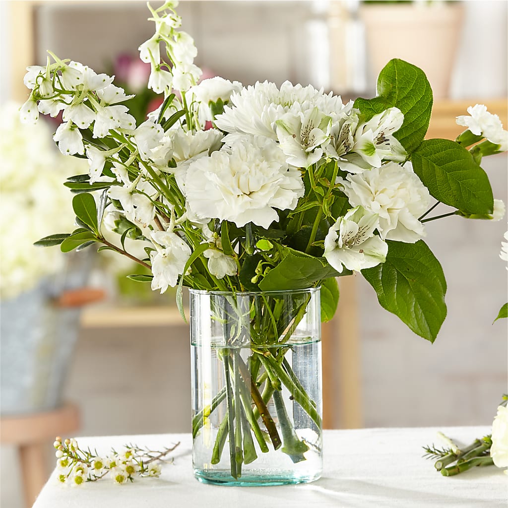 Classic Ivory – A Florist Original – Blossoms In Studio Of Flowers, Forest MS