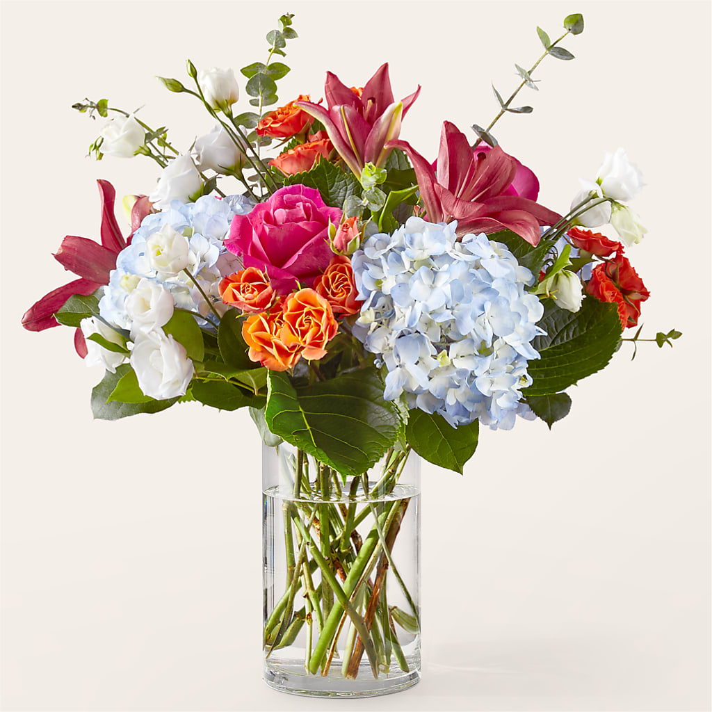 Awestruck Luxury Bouquet – Blossoms In Studio Of Flowers, Forest MS