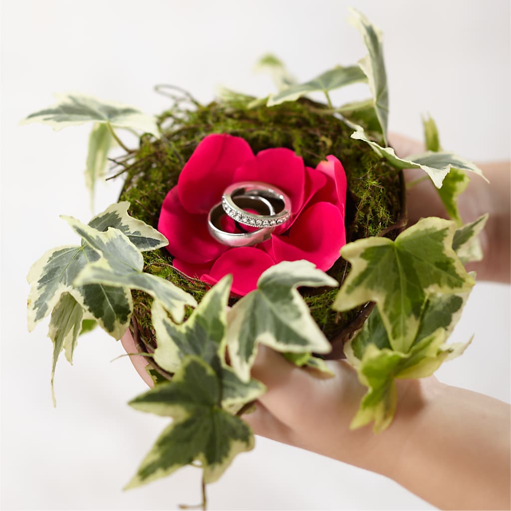 Lila Rose Ring Nest – Blossoms In Studio Of Flowers, Forest MS