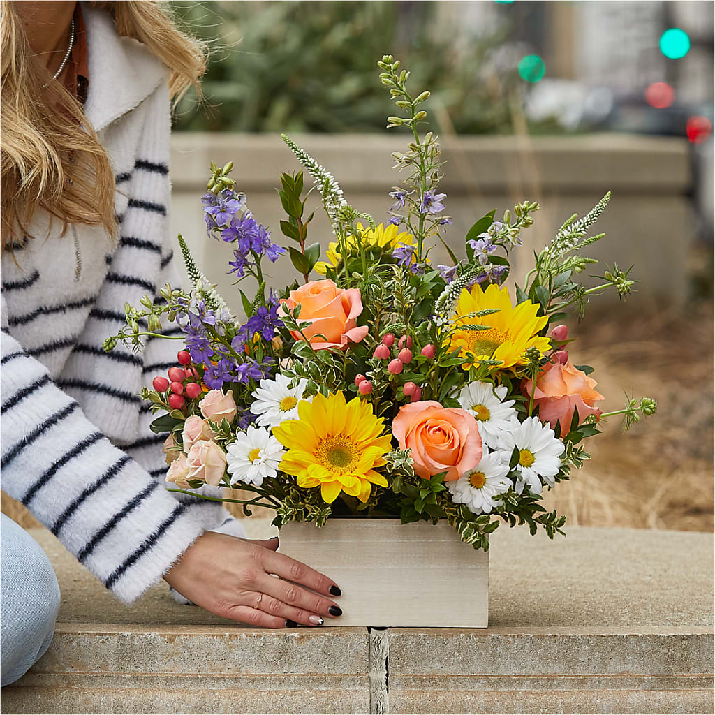 The Good Life Bouquet –  Blossoms In Studio Of Flowers, Forest MS