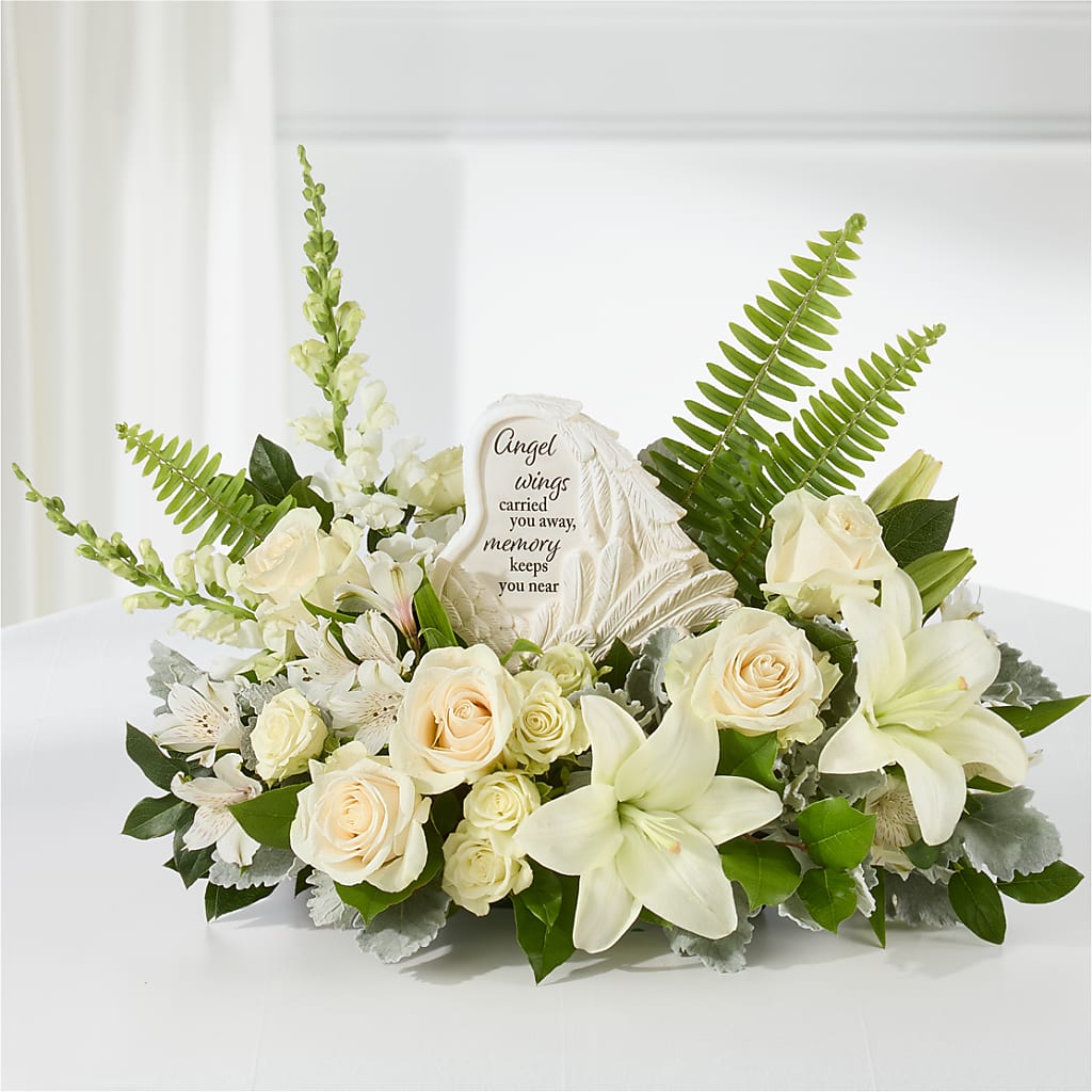Holding You Close Arrangement –  Blossoms In Studio Of Flowers, Forest MS