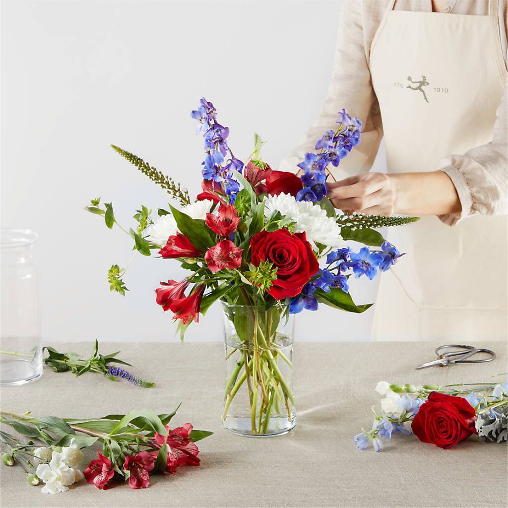 Star Spangled - A Florist Original –  Blossoms In Studio Of Flowers, Forest MS