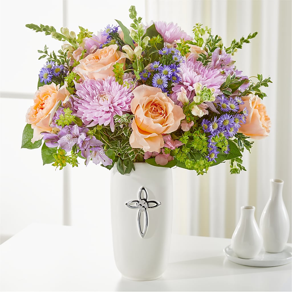 Divine Gift Bouquet –  Blossoms In Studio Of Flowers, Forest MS