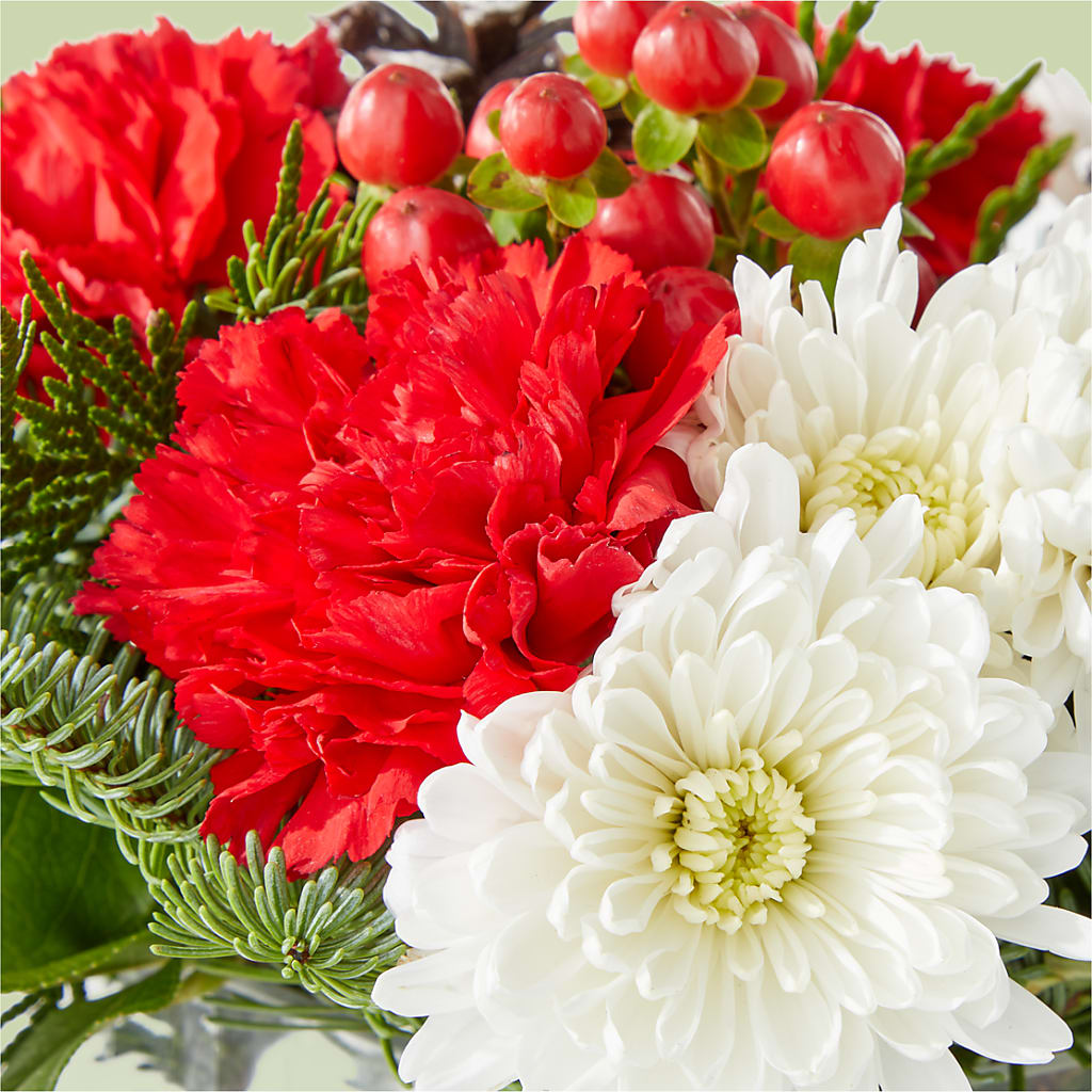 Snow Angel Bouquet –  Blossoms In Studio Of Flowers, Forest MS