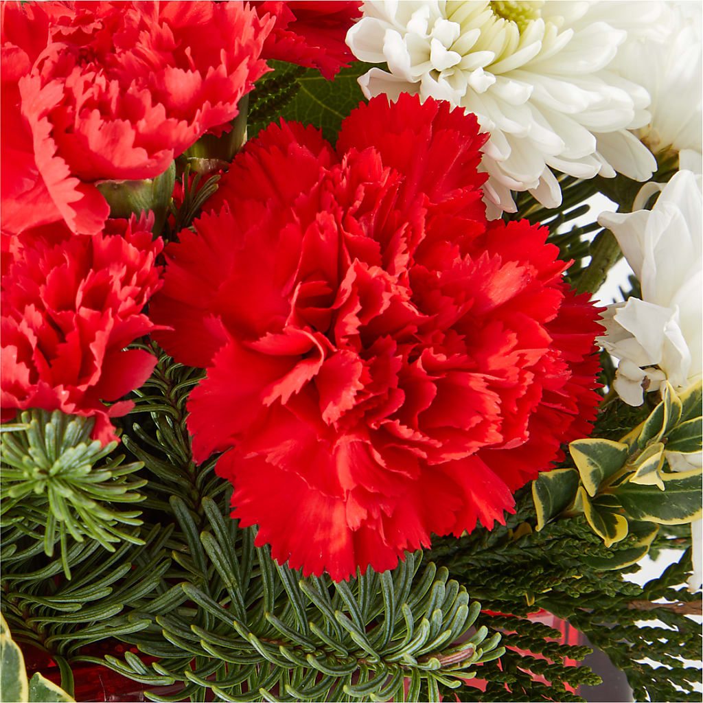 Christmas Market Bouquet –  Blossoms In Studio Of Flowers, Forest MS