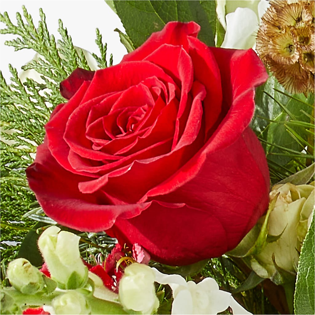 Deck the Halls Bouquet –  Blossoms In Studio Of Flowers, Forest MS