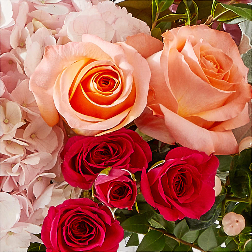 Glitz & Glam Bouquet –  Blossoms In Studio Of Flowers, Forest MS